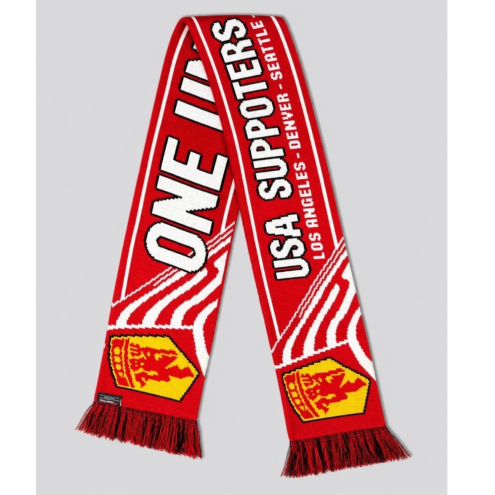 Ruffneck Scarves USA Support Tour‎ Soccer Scarf Red White One Unit Fringed Knit